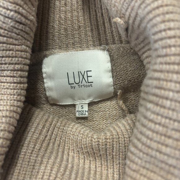 Luxe by Tricot Cowl Neck Sweater - Size S - 1626 - Picture 2 of 3